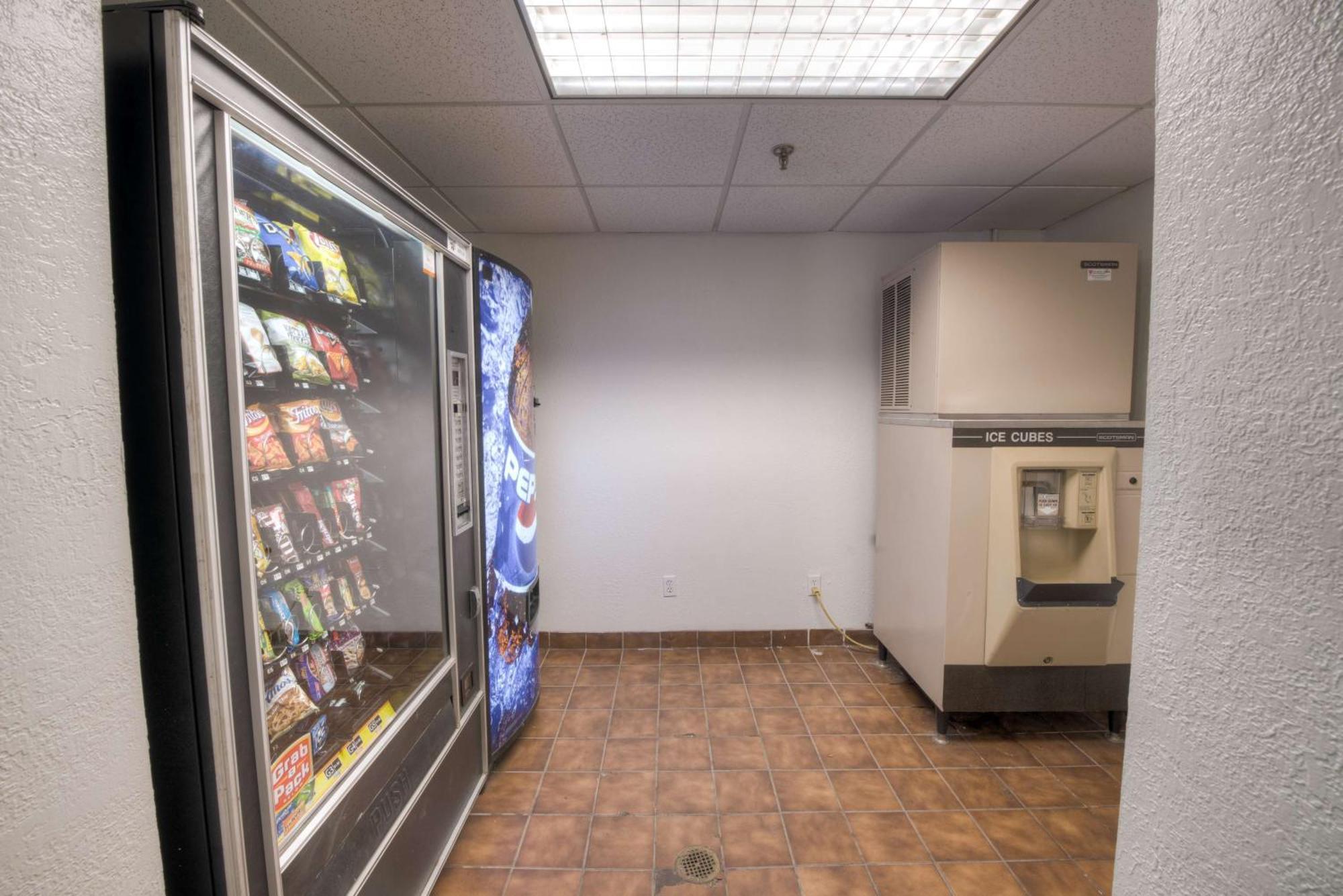 Motel 6-Branford, Ct - New Haven المظهر الخارجي الصورة